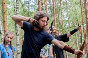 ИСТОРИЧЕСКИЕ РЕКОНСТРУКТОРЫ ПРОВЕЛИ ТРЕНИРОВКИ НА ПРИРОДЕ