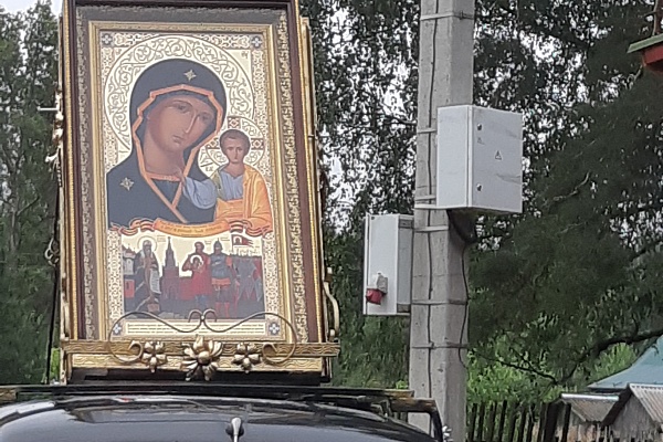 АВТОПРОБЕГ «ОТ ОБЩЕЙ ПОБЕДЫ - К ОБЩЕМУ МИРУ!» ЗАЕХАЛ В «МЕЩЕРУ»