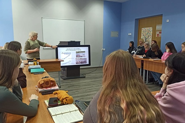 Сотрудничество ВлГУ с ФГБУ «Национальный парк «Мещера» по проблемам экологического образования и воспитания продолжается. 