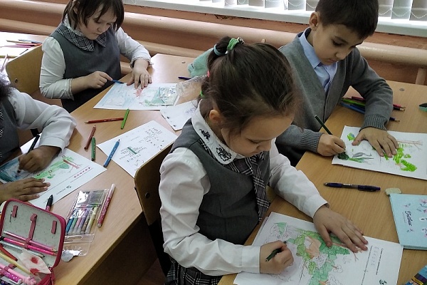 Младшие школьники узнали о растениях болот