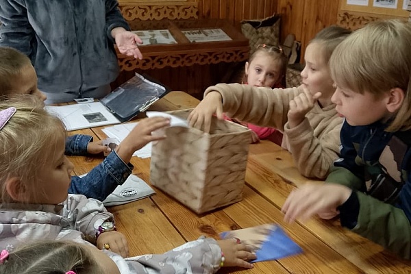 От крестьянского быта к медведю Мише: летний день в "Мещерском"