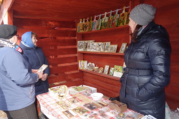 ПОД ПЕСНЮ МАРТОВСКОЙ КАПЕЛИ