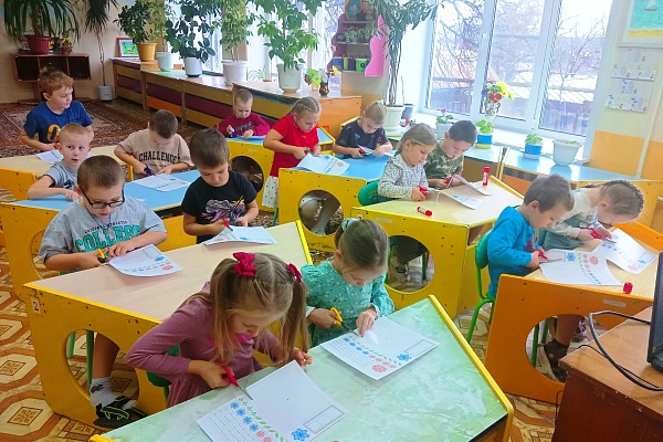   Дистанционное занятие «Плат узорный» для дошкольников