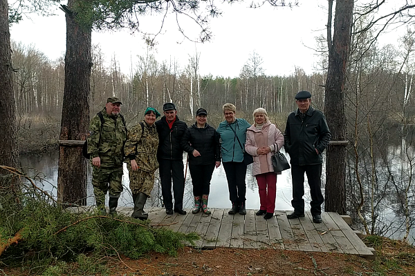 «…И синие ресницы подснежник приоткрыл»