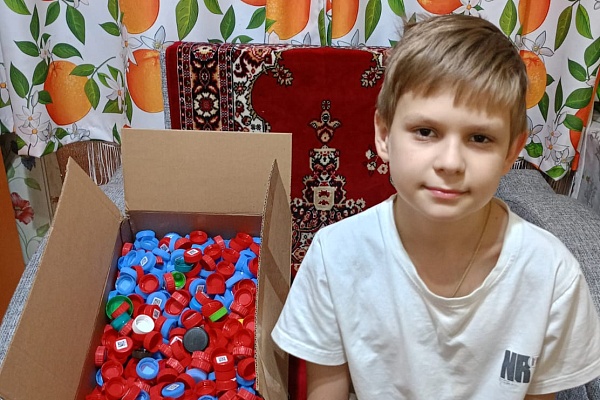 Акция "Добрые крышечки"