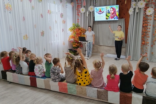   Дистанционное занятие «Плат узорный» для дошкольников