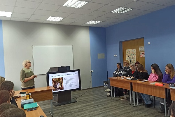 Сотрудничество ВлГУ с ФГБУ «Национальный парк «Мещера» по проблемам экологического образования и воспитания продолжается. 