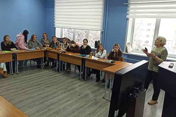 Сотрудничество ВлГУ с ФГБУ «Национальный парк «Мещера» по проблемам экологического образования и воспитания продолжается. 