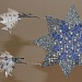 Летят новогодние снежинки