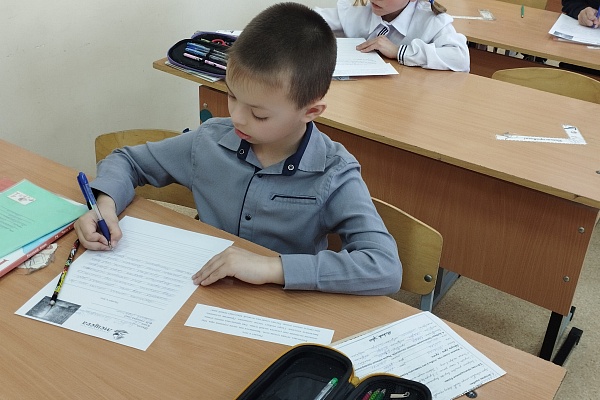Рассвет в лесу