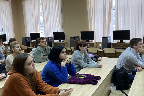 Не рубите ёлочку