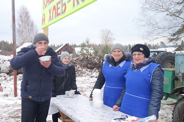 ПОД ПЕСНЮ МАРТОВСКОЙ КАПЕЛИ