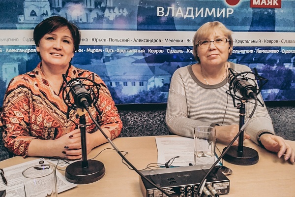 Мы на радио.