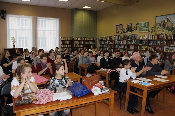 ИСТОРИЯ ОДНОГО ПРИХОДА