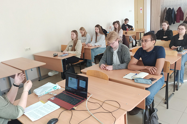 МЕРОПРИЯТИЕ, ПОСВЯЩЕННОЕ ГОДУ ЕДИНСТВА НАРОДОВ РОССИИ В  ПЕДАГОГИЧЕСКОМ ИНСТИТУТЕ  ВлГУ